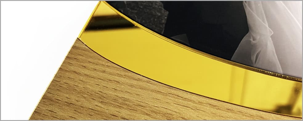 Linea Mirror